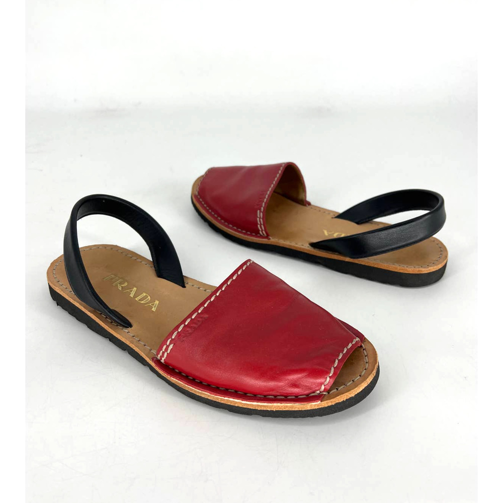 Prada - Picture 2 of 11